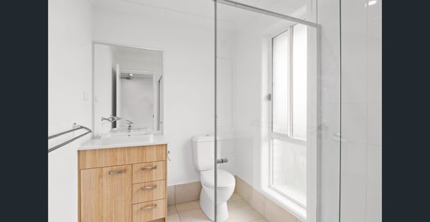 Stunning 4-Bedroom Family Home in Yarrabilba - Photo 1