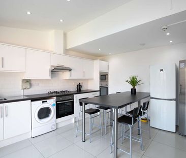 Your Home away from Home - Photo 3