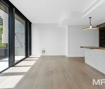 302/370 Queen Street, Melbourne - Photo 1