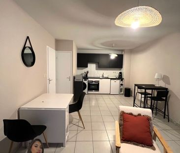 Location Appartement 2 pièces 46m² ST ETIENNE 42000 - Photo 3