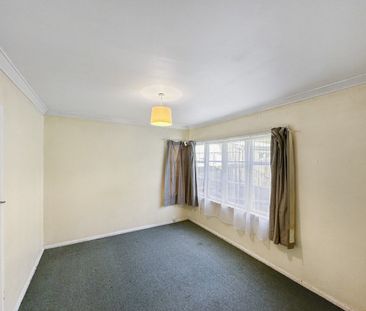 Cute 2 bed on Bledisloe - Photo 2