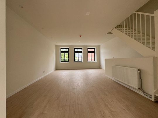 Huis te huur: Stationsstraat 19 4551 EK Sas van Gent - Photo 1