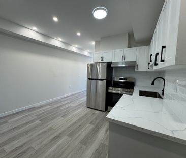 For Lease - 1184 Queen Street Unit# 2, Toronto, Ontario - Photo 4