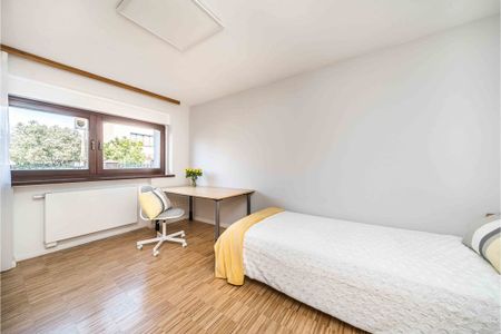 Duży dom z ogrodem na Smochowicach. - Photo 4