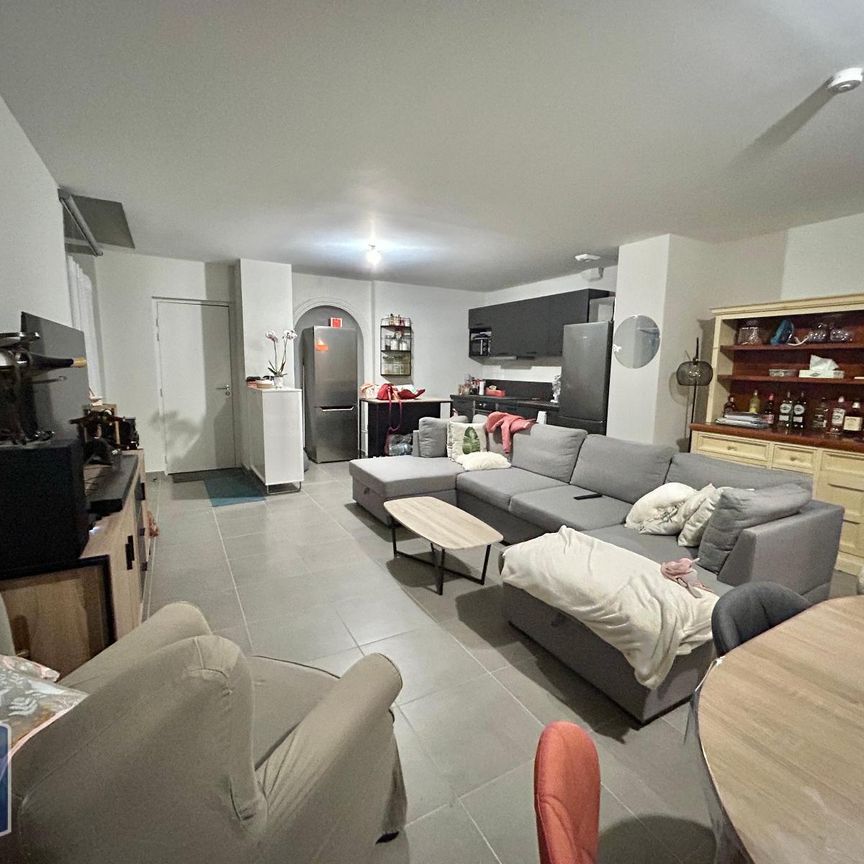 Location Appartement 3 pièces 81m² CHALON SUR SAONE 71100 - Photo 1