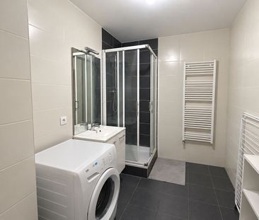 Location Appartement 2 pièces 43m² - Photo 4