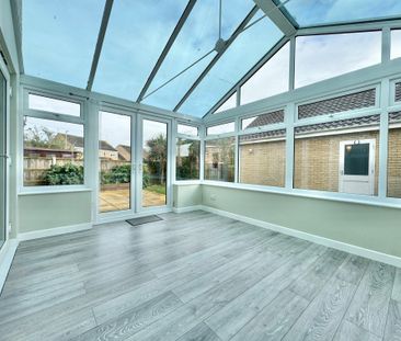 3 bedroom house to rent Beccles Road, Bradwell, NR31 - Photo 1