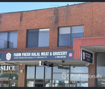 Freshly Painted 3-Bedroom unit in a Prime Riverstone Location - Photo 1