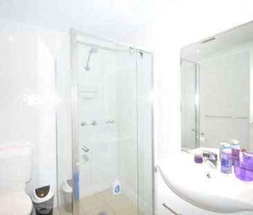 Size, Location & Features! - Photo 4