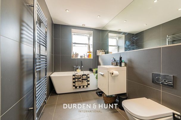 The Mount, 213 High Road, Loughton - Photo 1
