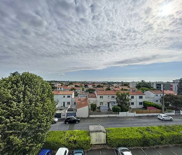 Location Appartement 4 pièces 63m² LA ROCHELLE 17000 - Photo 4