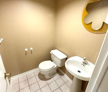 For Lease - 119 Cooperage Crescent, Richmond Hill, Ontario - Photo 6