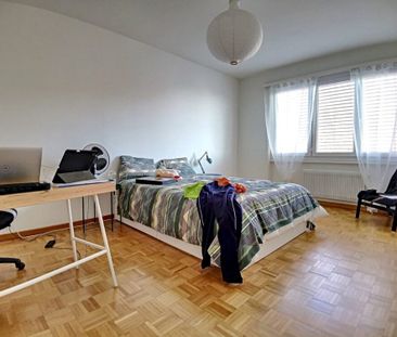 Appartement de 2 pièces au dernier étage - Photo 3