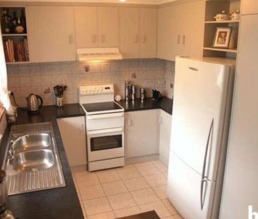 Charming 3-Bedroom Home on a Generous 552 m² Block – Ideal for Comf... - Photo 3