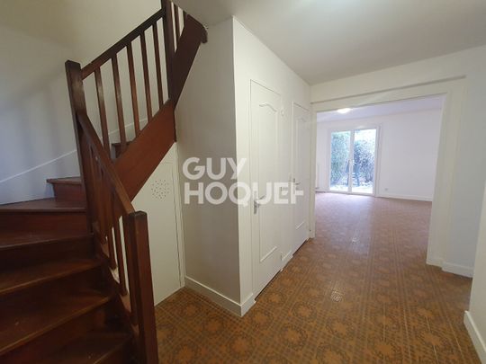 LOCATION d'une maison F7 (137 m²) à PONTAULT COMBAULT - Photo 1