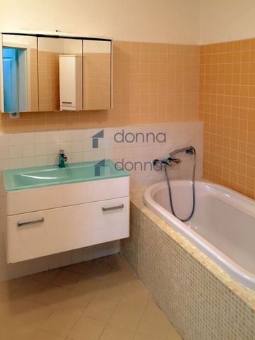 Pronájem bytu 2+kk 82 m², Na Harfě, Praha - Photo 4
