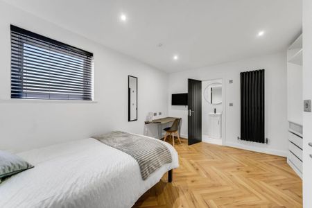 6 bedroom house to rent - Photo 2