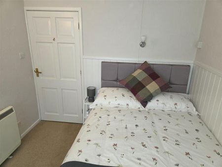 1 bedroom property to rent - Photo 3