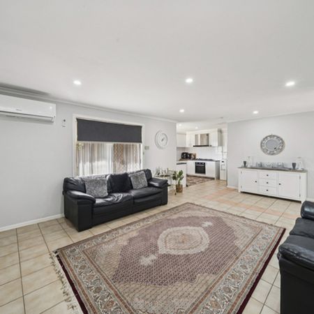 South Shepparton – 4 Bedrooms - Photo 3