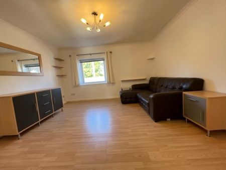 Pauls Court, Hoddesdon - Photo 2