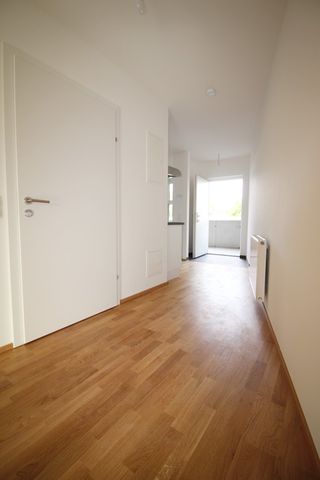 ERSTBEZUG: 2 ZIMMERWOHNUNG MIT BALKON NÄHE ZENTRUM - Foto 4
