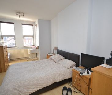 2 bed Ground Floor Flat for Rent - Photo 4