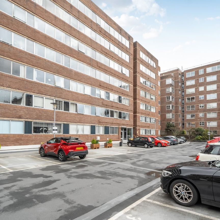 3 bedroom apartment to rent - Photo 1