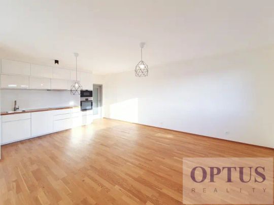 P5 Jinonice, ul. Pod stolovou horou, moderní nezař. byt 3 + k. k., balkon, 86 m - Photo 1