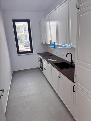 Inchiriere 3 camere parter gradina firma\locuit Baneasa Greenfield - Photo 2
