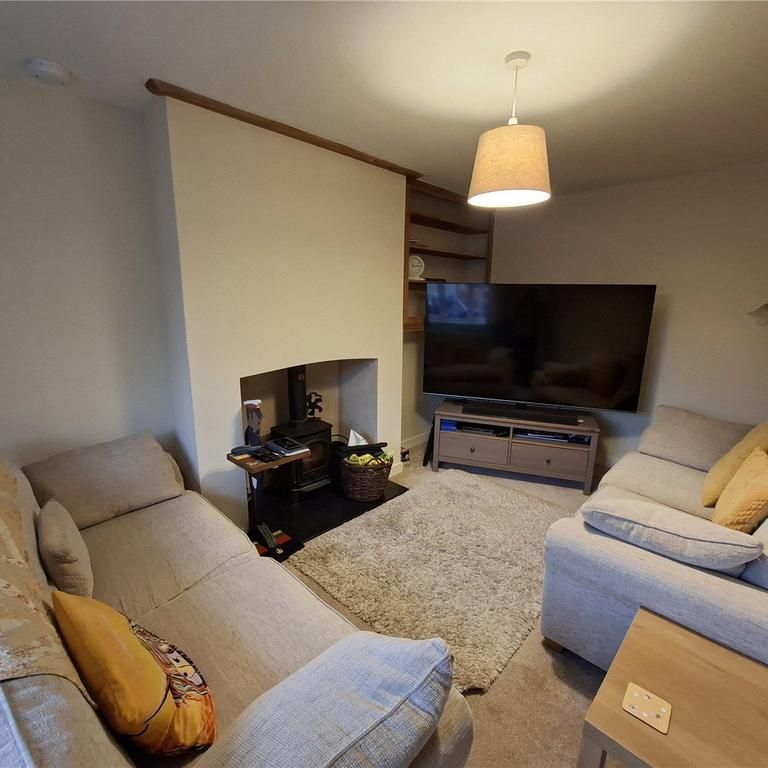 3 bedroom detached house to rent - Photo 1