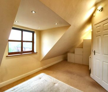 3 bedroom flat to rent - Photo 3