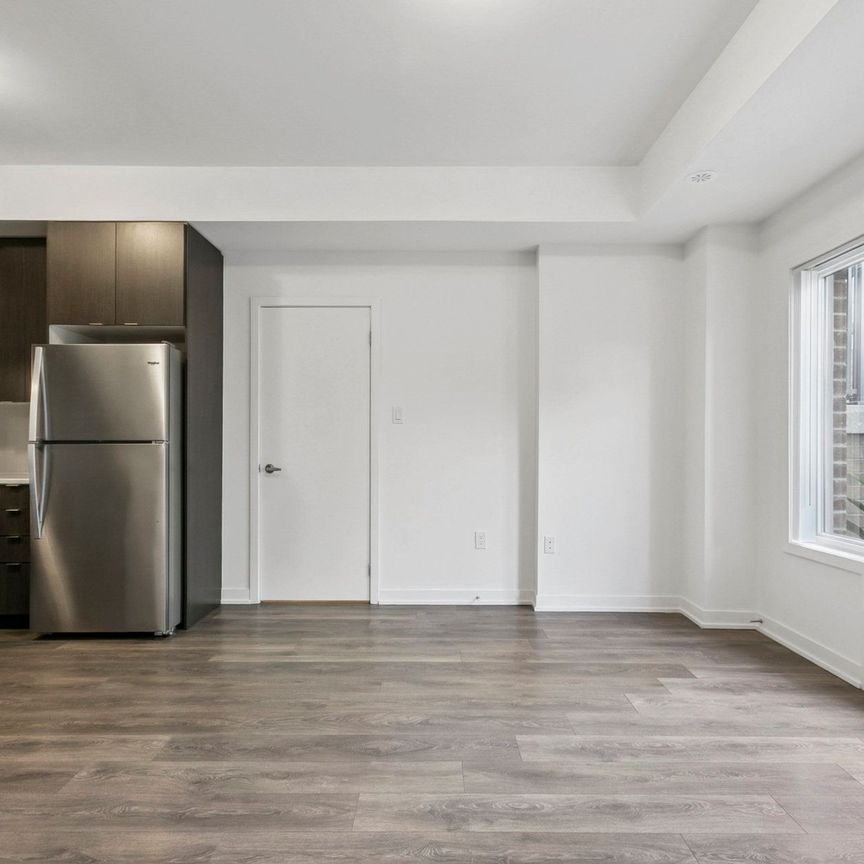 For Lease - 1525 Kingston Road Unit# 302, Pickering, Ontario - Photo 1