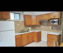 2 bedroom 1 bathroom furnished suite - Photo 2