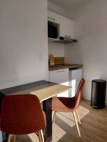 Location Appartement 1 pièce 22m² CHAMPCEVINEL 24750 - Photo 2