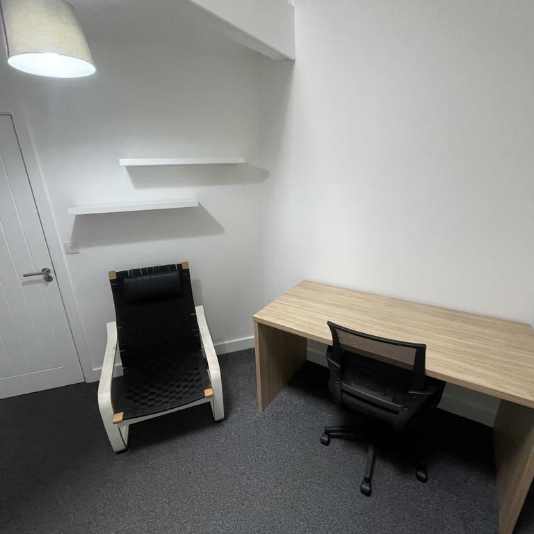 9 bedroom house share to rent - Photo 1