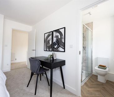 3 bedroom semi-detached house to rent - Photo 4