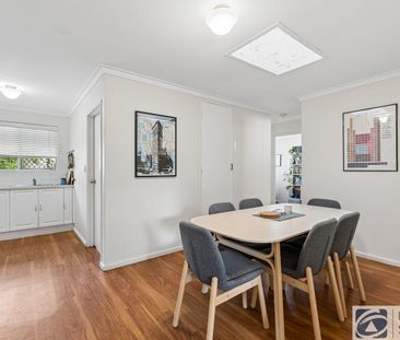 Gorgeous two bedroom villa in sought after location - Photo 3