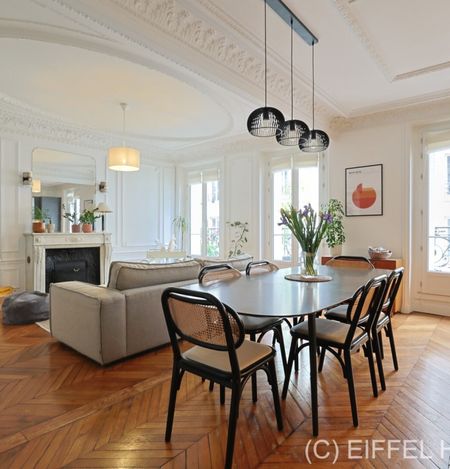 Appartement • Batignolles-Cardinet - Photo 2