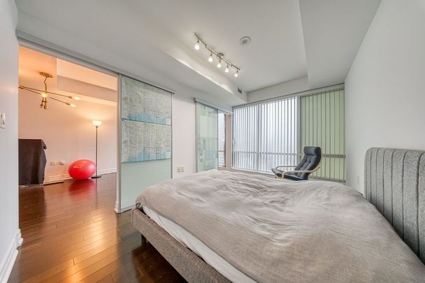 For Lease - 8 The Esplanade N/A Unit# 3506, Toronto, Ontario - Photo 1