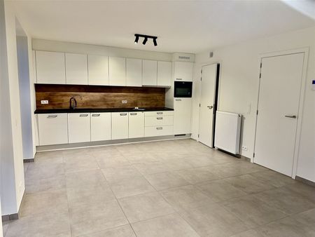 App met 2 slpk en ondergrondse parkeerplaats - Photo 5