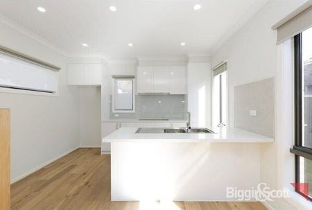 West Footscray - Photo 3