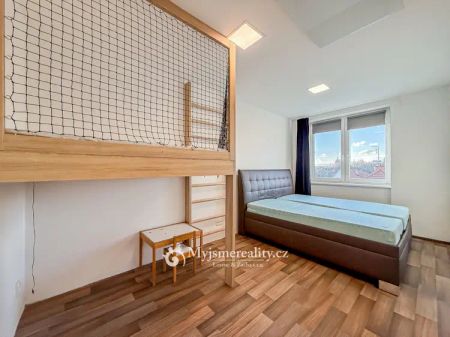 Pronájem zařízený a zrekonstruovaný cihlový byt 2+kk, 40 m - Photo 3