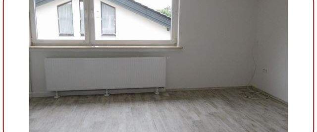 Bevorzugte Wohnlage * Apartment mit Einbauküche * Stellplatz am Haus * Gartenmitbenutzung * Fahrradgarage * - Photo 1