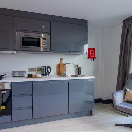 Studio to rent - Photo 1