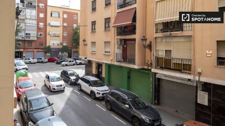 valencia, Valencian Community 46018 - Photo 4