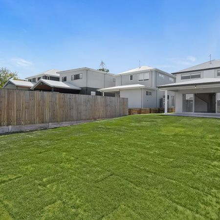 Hampton's-Inspired Family Home with Style, Space & Comfort - Photo 4