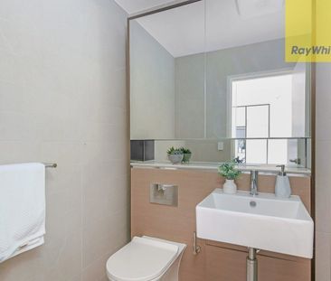 LIVING ON THE RIVERBANK! - Photo 2