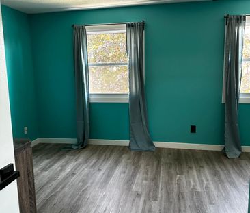 For Lease - 130 Sekura Crescent, Cambridge, Ontario - Photo 1