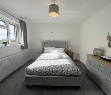 3 bedroom detached house to rent - Photo 3