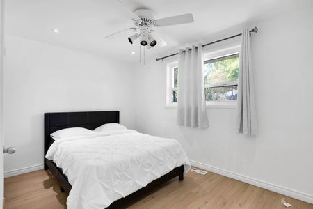 For Lease - 22 Brightside Drive, Toronto, Ontario - Photo 5